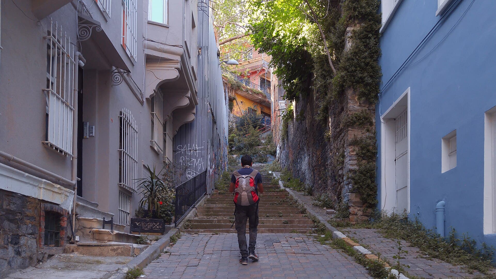 Istanbul travel planning photo showing Istanbul formerly known as Byzantium and Constantinople, is the most populous city in Turkey and the country's economic, cultural and histor